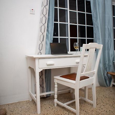 Treasure Beach Inn And Bar Ngoại thất bức ảnh